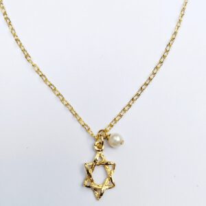 Star of David necklace with pearl