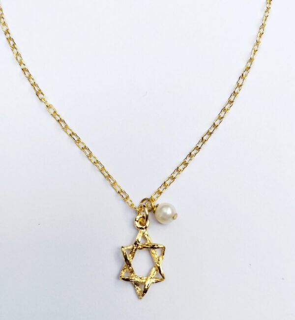 Star of David necklace with pearl